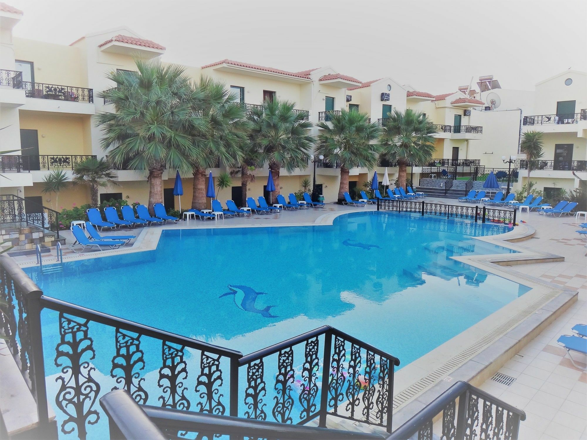 Diogenis Blue Palace Gouves