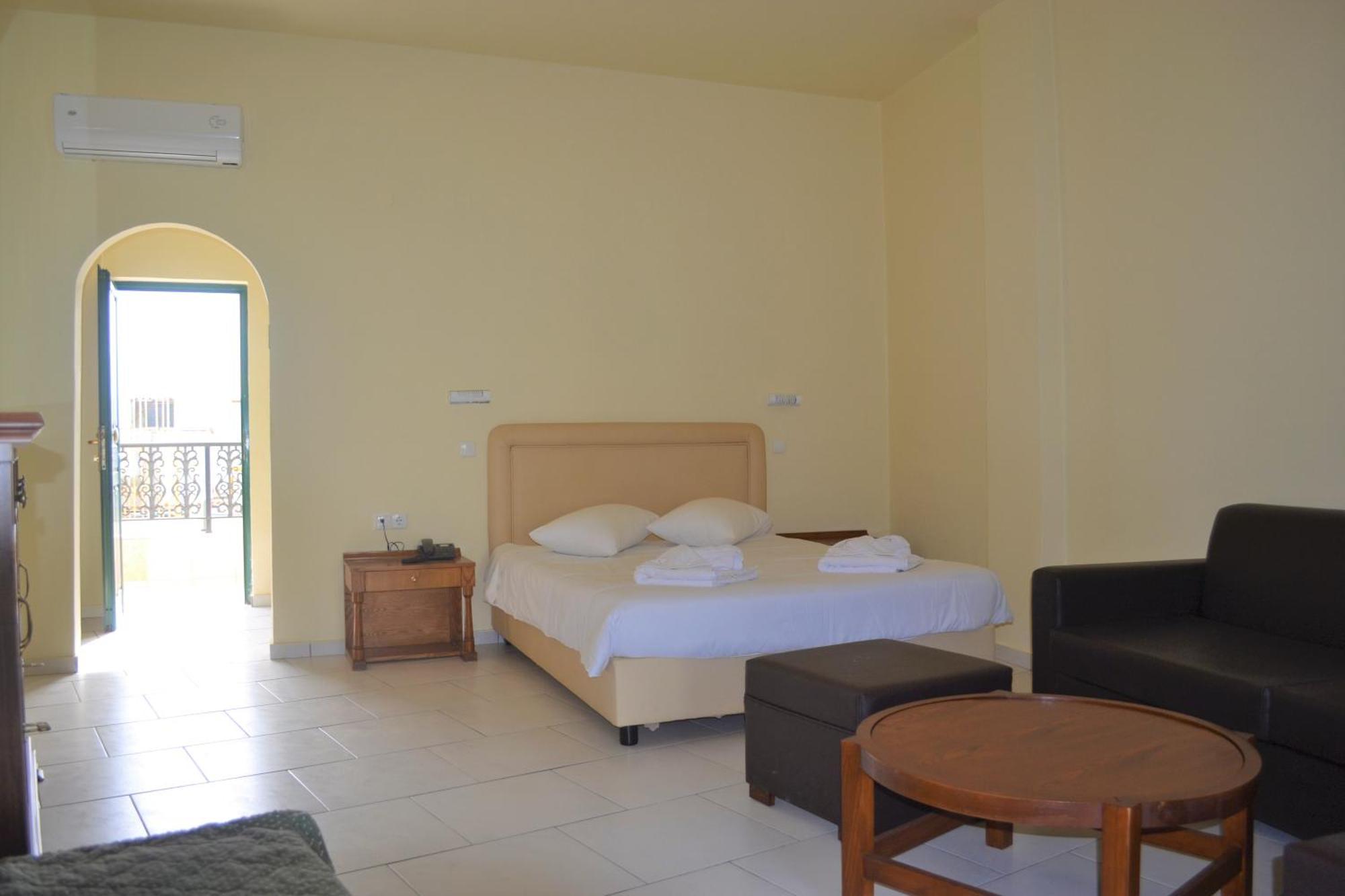 Diogenis Blue Palace Hotel